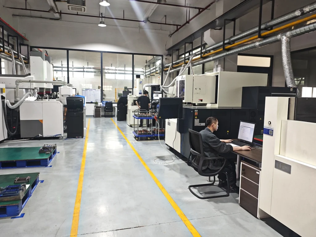 _Plastic Injection Overmolding Manufacturing2